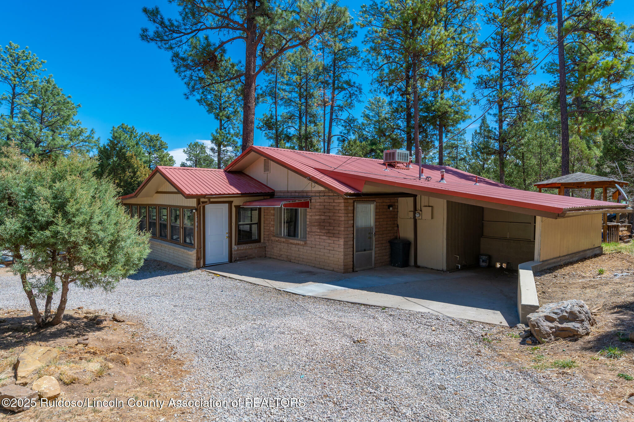 Property Photo: 101 Grant Drive NM 88345