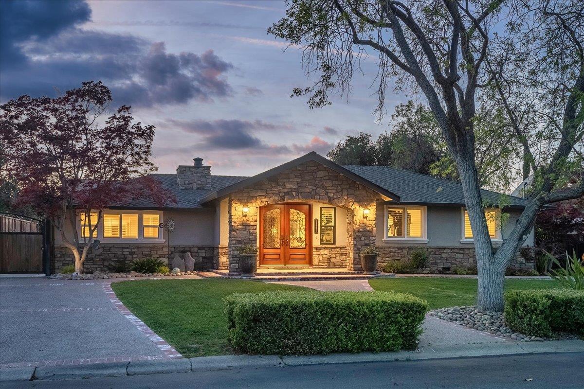 Property Photo: 14843 Holden Way CA 95124