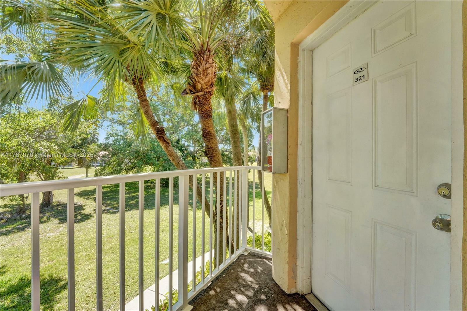 Property Photo:  3460 N Pinewalk Dr N 321  FL 33063 