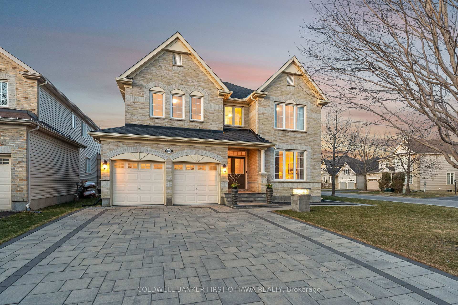 Property Photo: 831 Dalkena Place ON K2J 0Y4