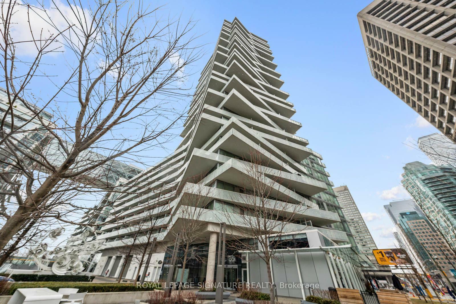 Property Photo: 15 Queens Quay E 3305 ON M5E 0C5
