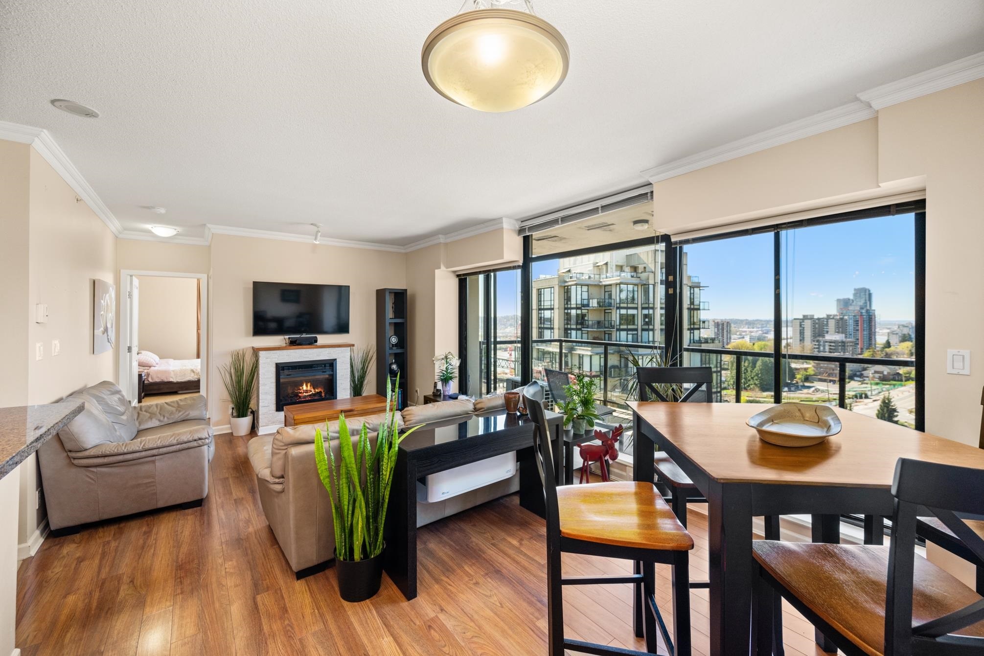 Property Photo: 15 E Royal Avenue 1902 BC V3L 0A9