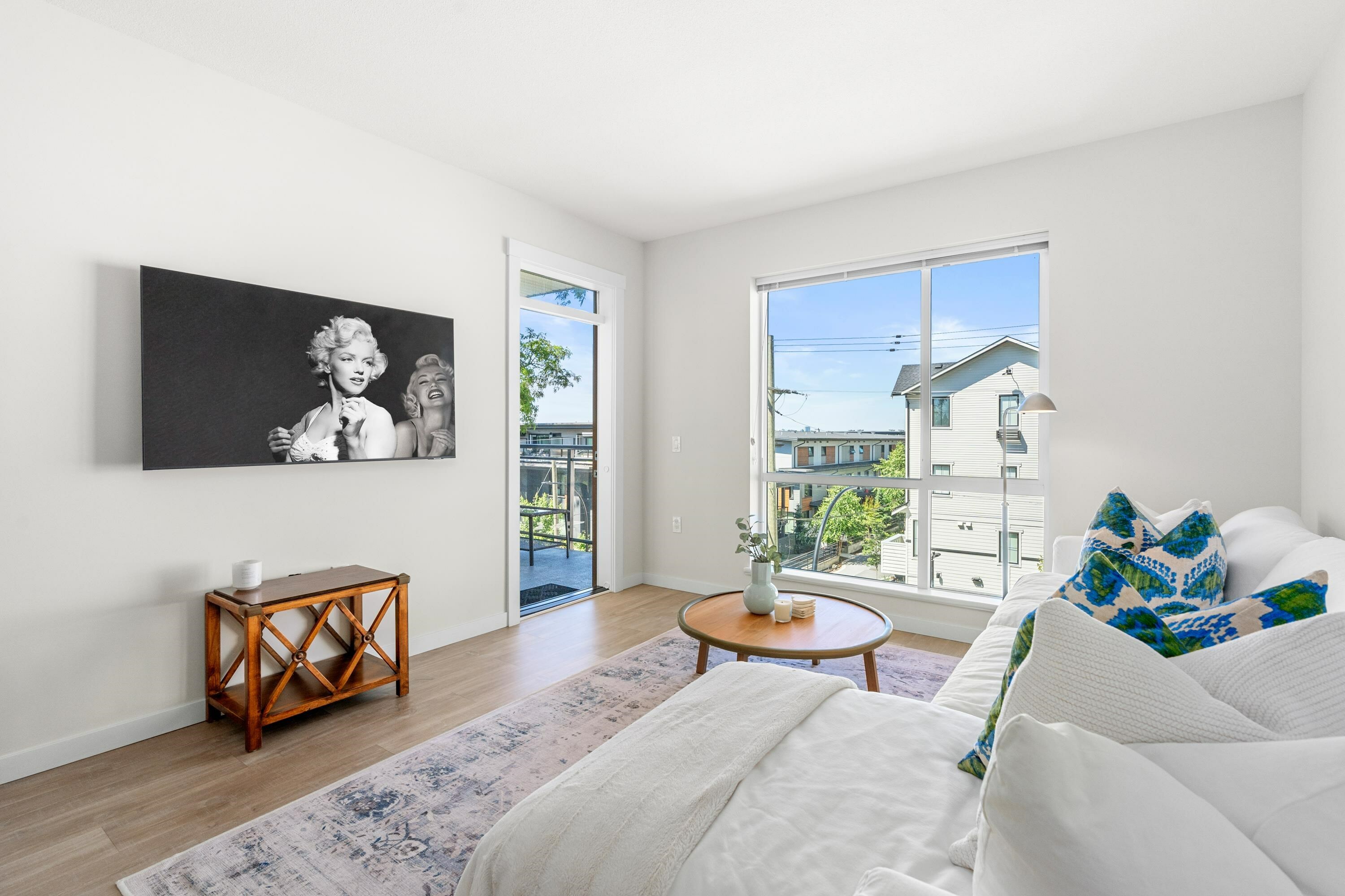 Property Photo: 615 E 3rd Street 205 BC V7L 0G3