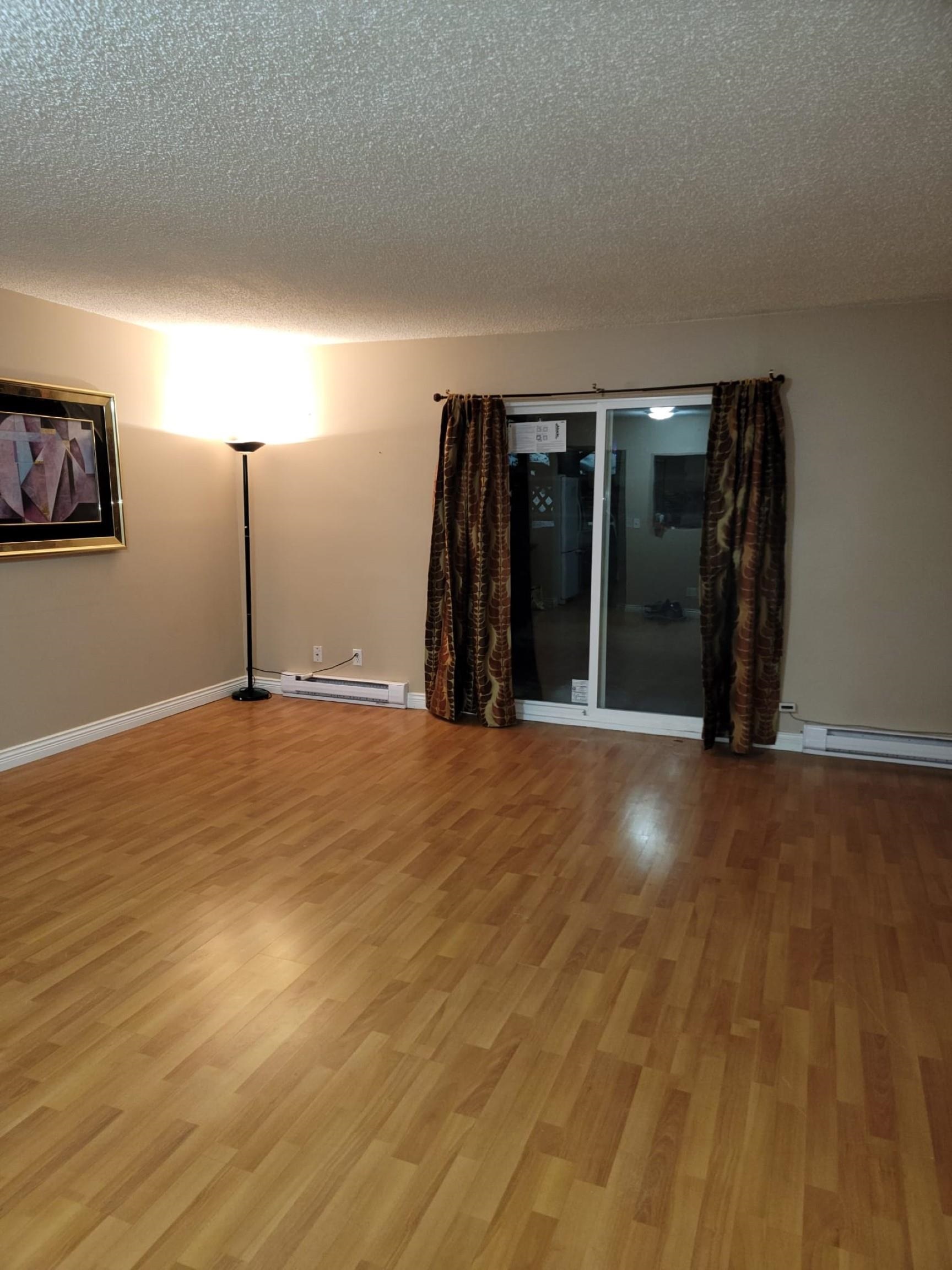 Photo de la propriété: 13758 67 Avenue 148 BC V3W 6X6