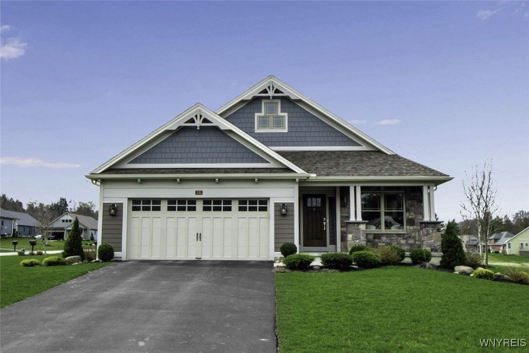 Property Photo:  25 Aurora Mills Drive  NY 14052 