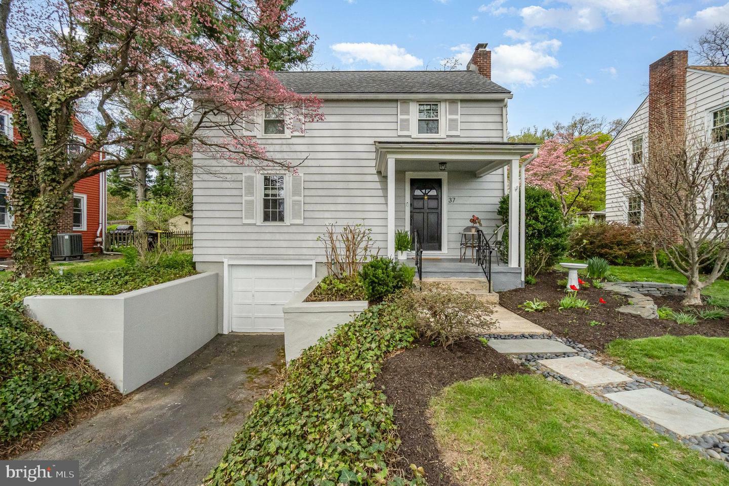 Property Photo: 37 Kreider Avenue PA 17601