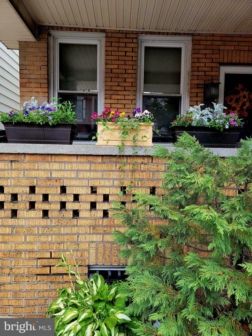 Property Photo: 3052 Edgemont Street PA 19134