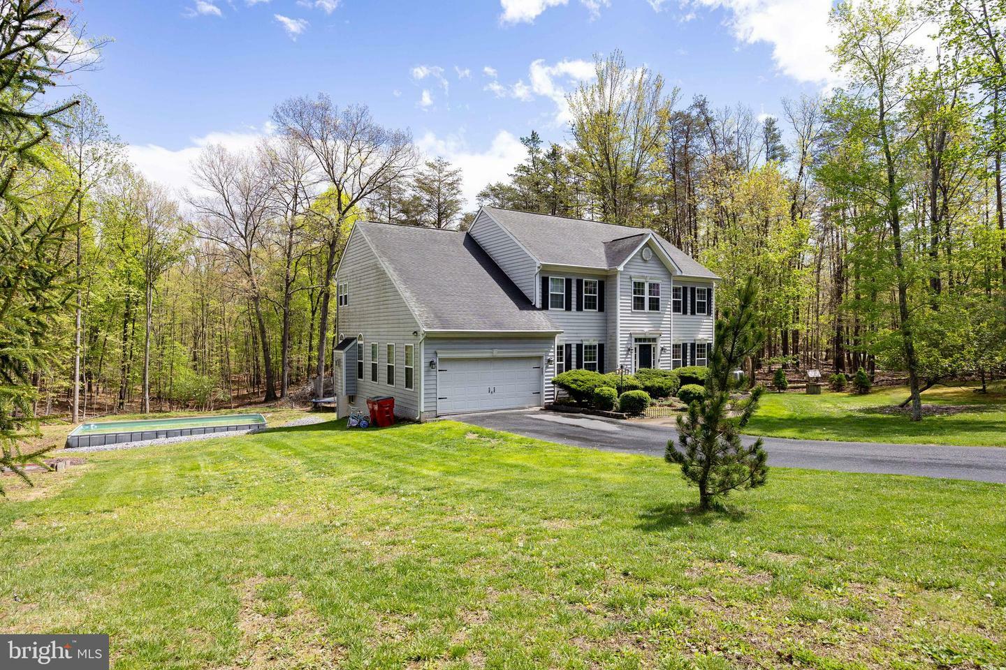 Property Photo:  350 Rotterham Drive  WV 25427 
