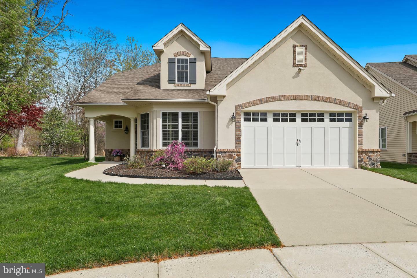 26 Harlow Circle  Medford NJ 08055 photo