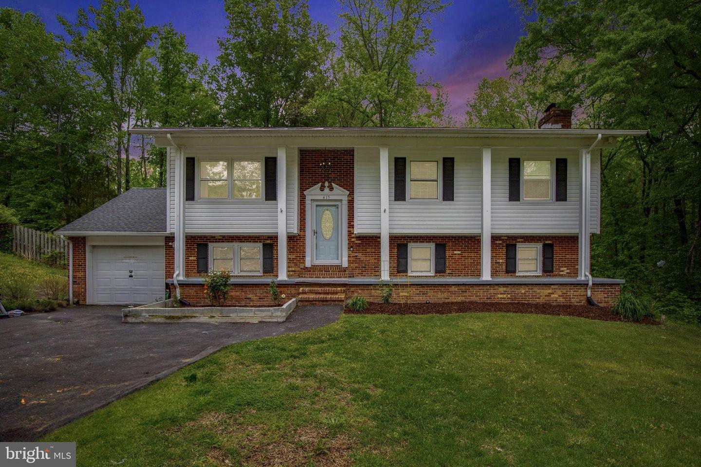 Property Photo: 415 Cooper Street VA 22551