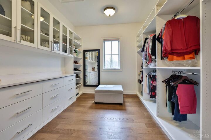 Property Photo: 6 Abbington Ridge OH 45242