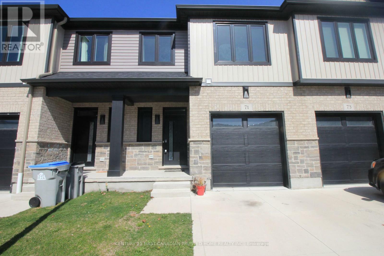 Property Photo: 601 Lions Park Drive 71 ON N0L 1W0