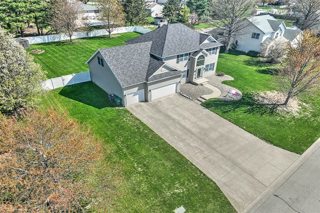 Property Photo: 1122 Wedgewood Court IL 62526