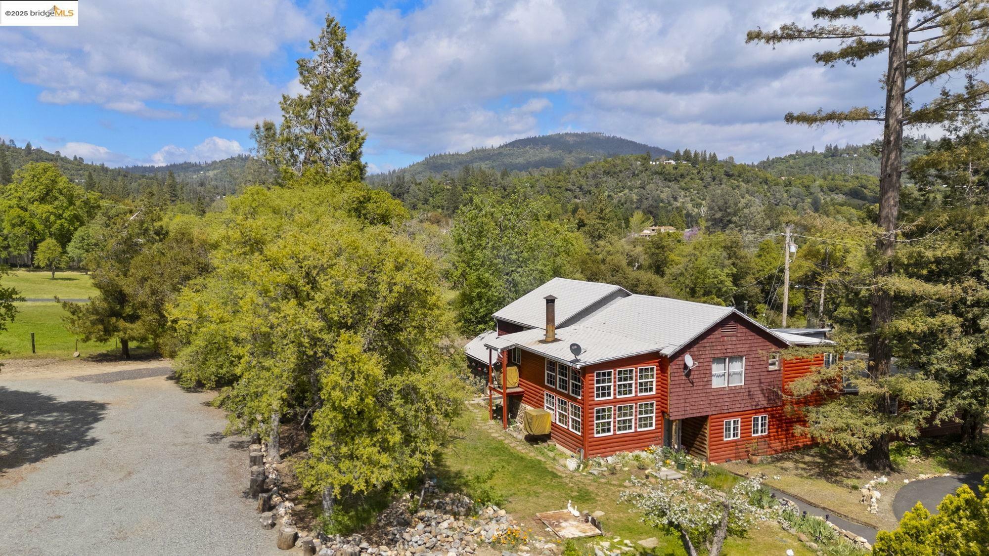 Property Photo: 19740 Tuolumne Rd N CA 95379