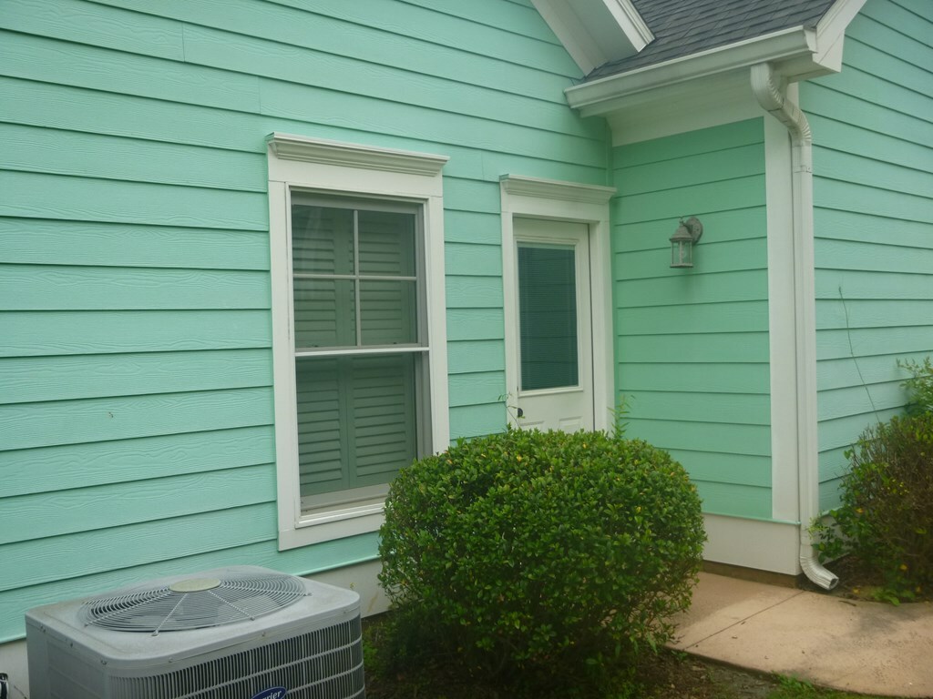 Property Photo: 115 Silverette Circle GA 30240
