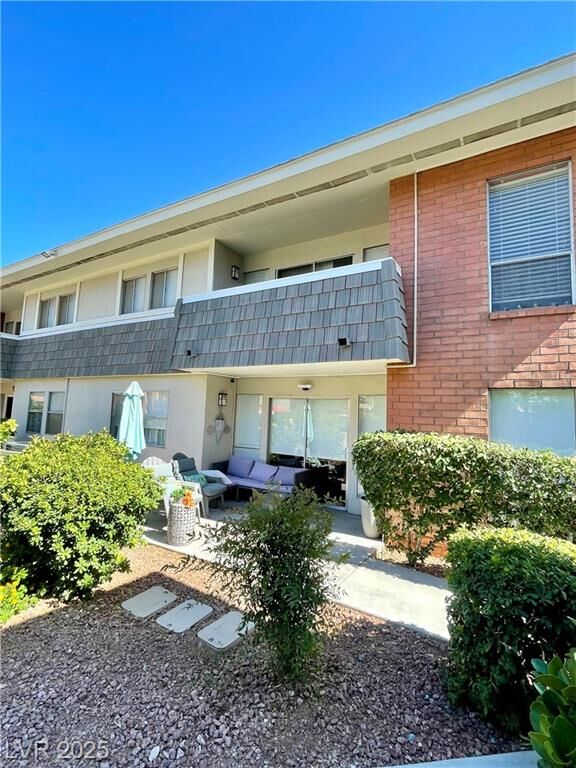 Property Photo:  682 Oakmont Avenue 1507  NV 89109 