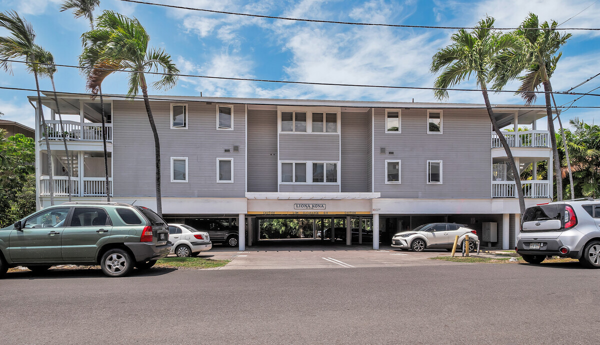 Property Photo: 75-5748 Alahou St 1B HI 96740