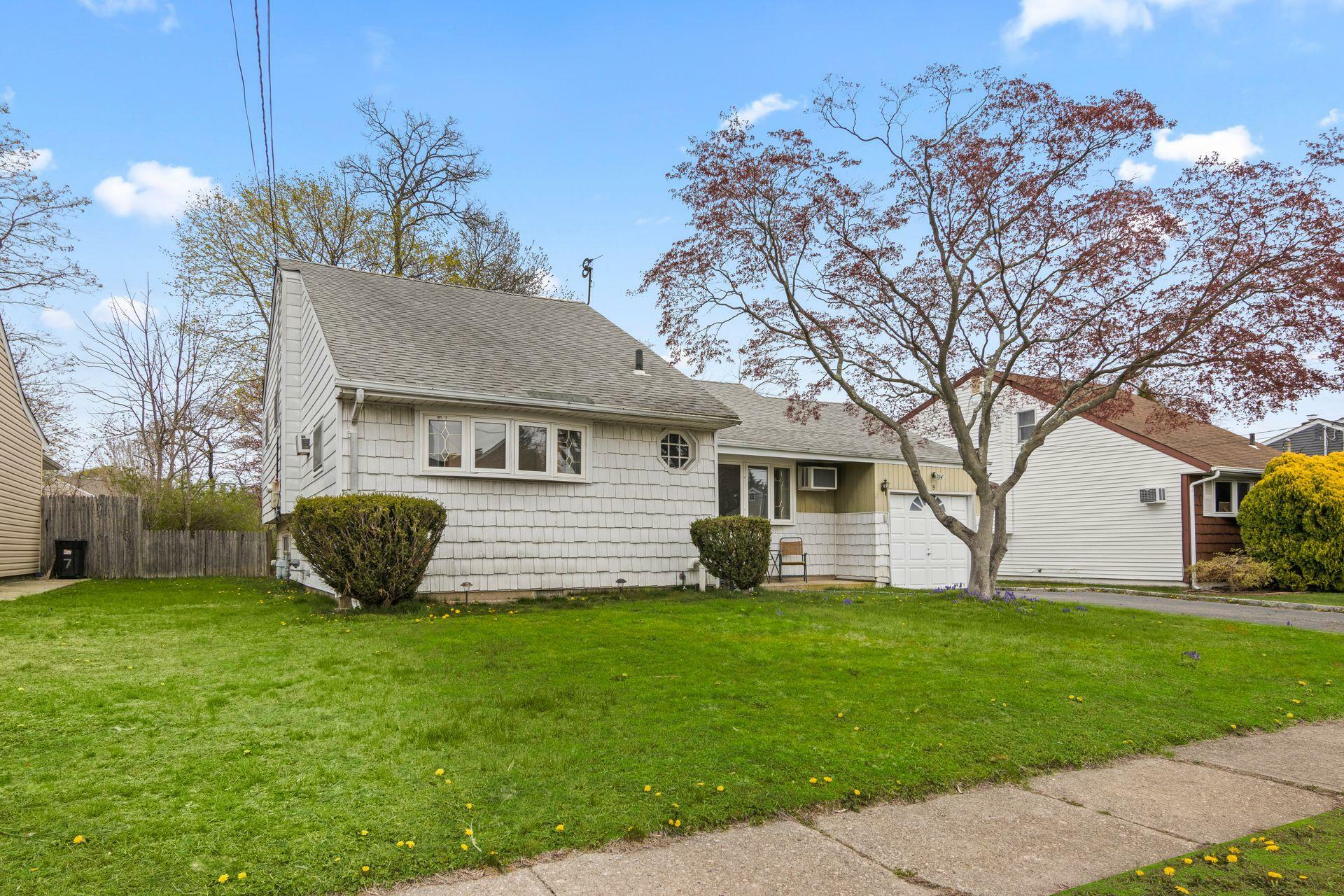 Property Photo: 9 Thomas Drive NY 11703