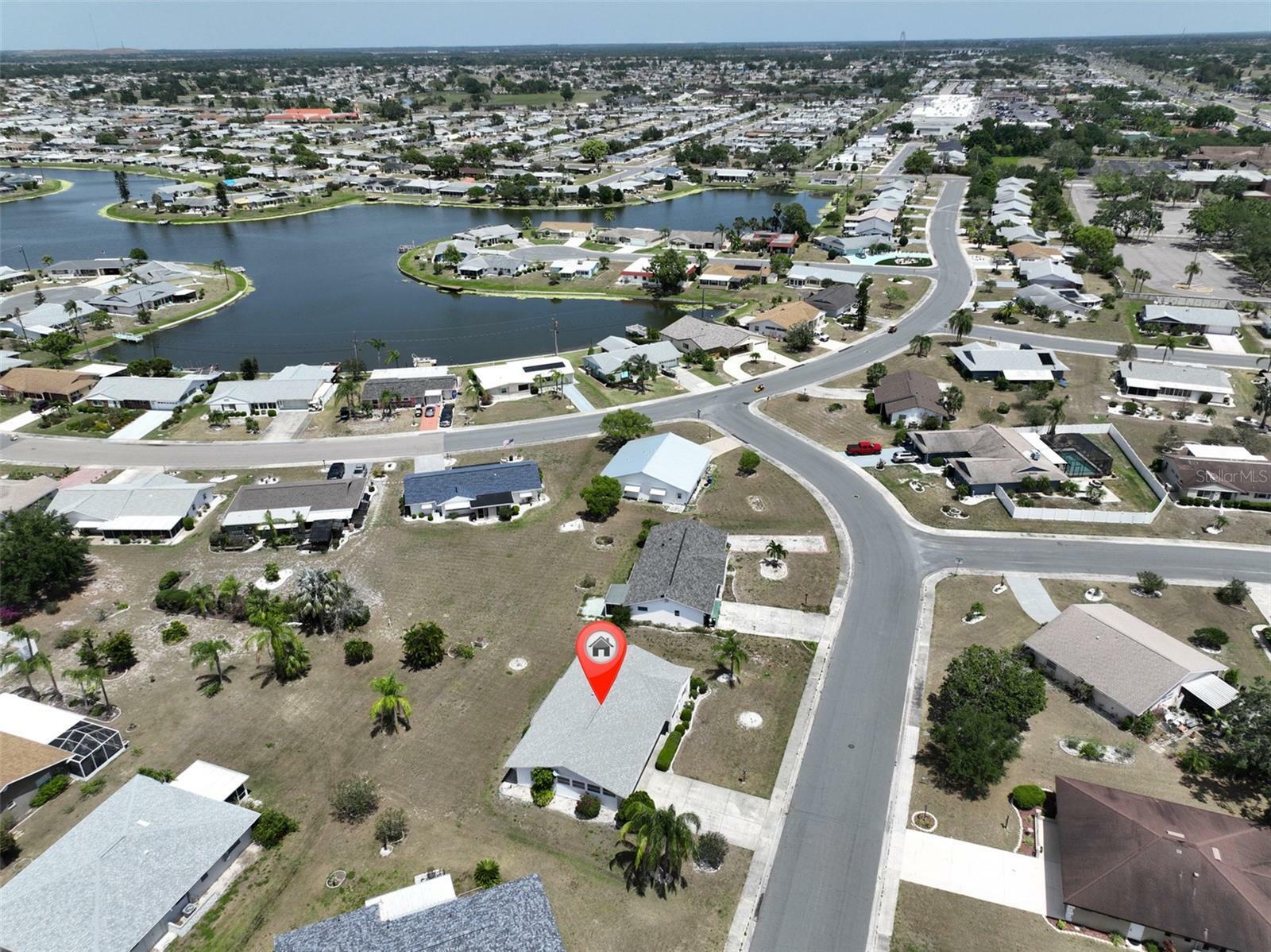 Property Photo: 1809 Haverford Avenue FL 33573