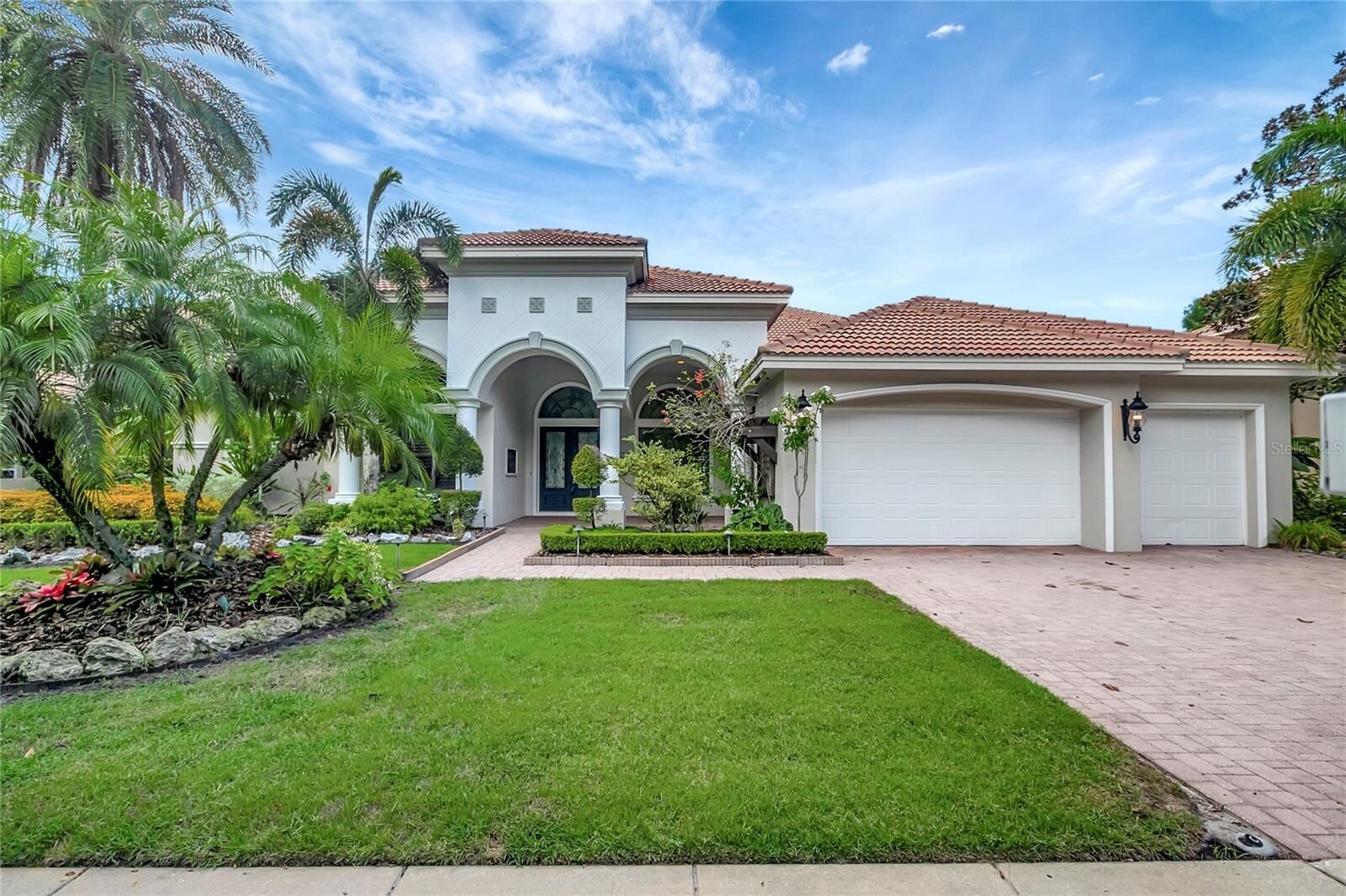 Property Photo:  9630 Tree Tops Lake Road  FL 33626 