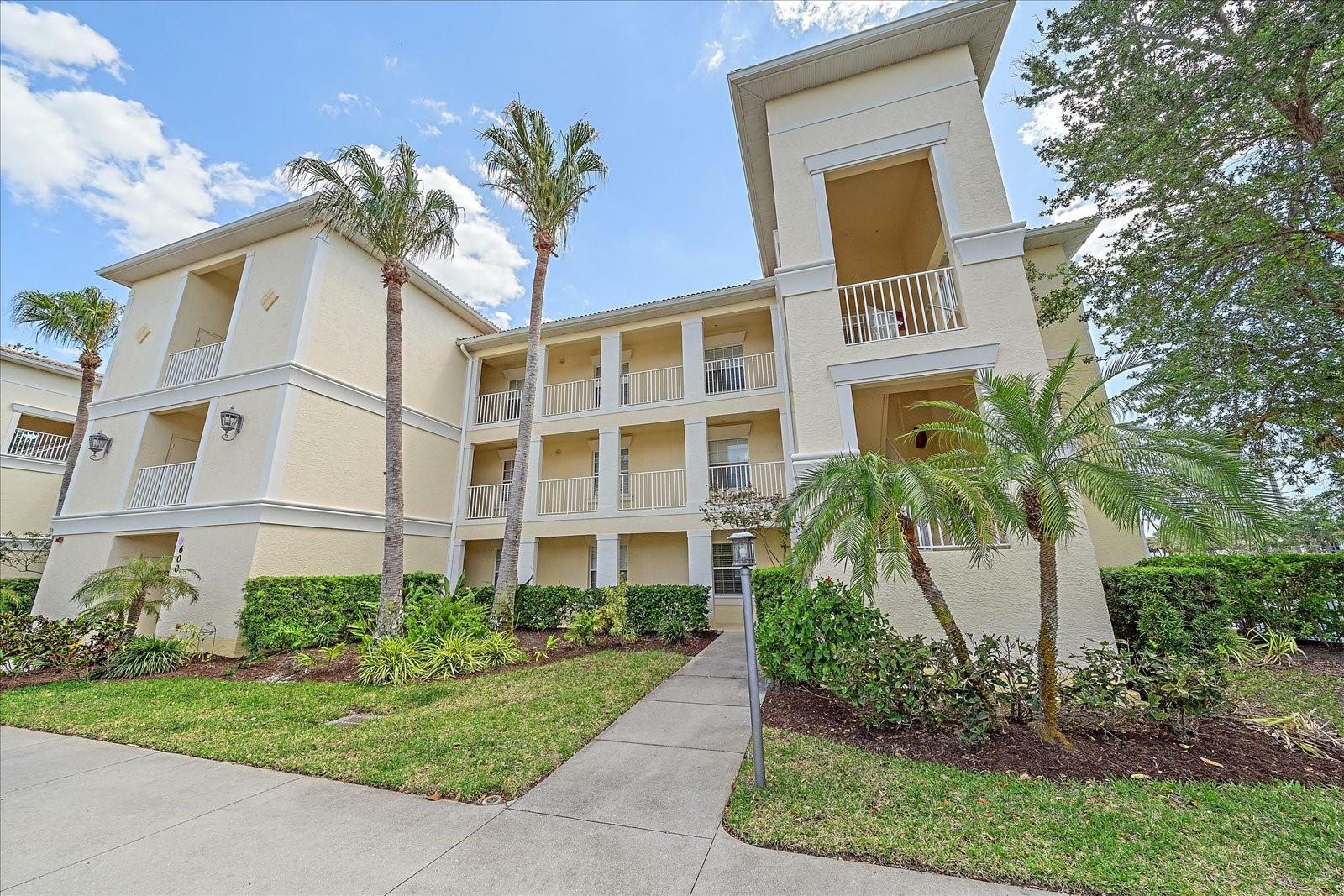 Property Photo: 600 Gardens Edge Drive 614 FL 34285