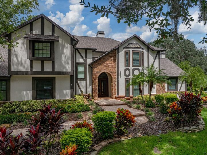 Property Photo:  13004 Bell Creek Chase  FL 33569 