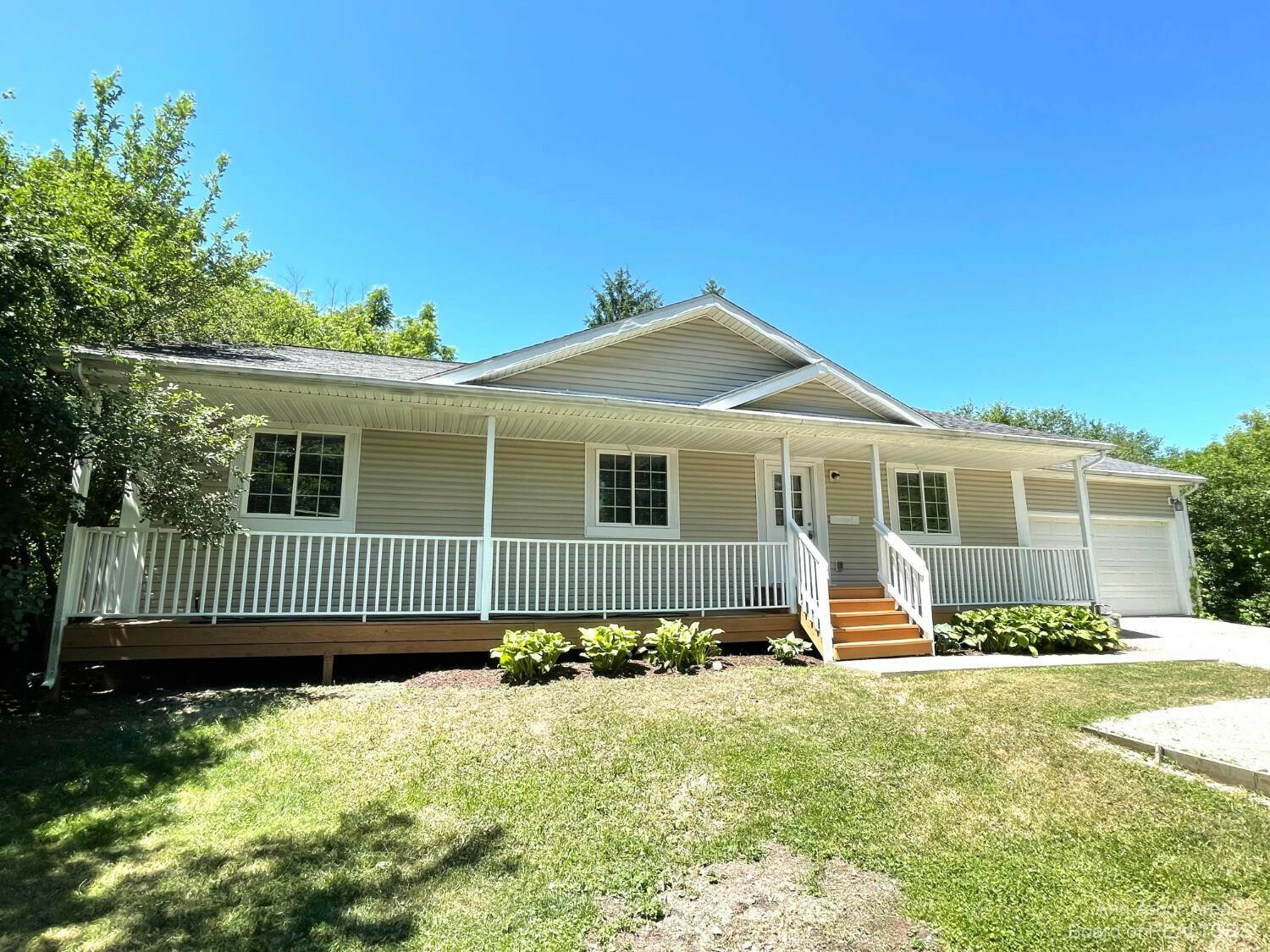 Property Photo: 1647 Franklin Street MI 48103