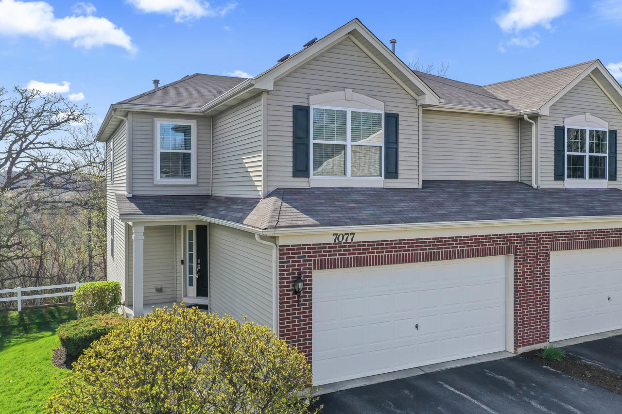 Property Photo: 7077 Hidden Green Circle IL 60020