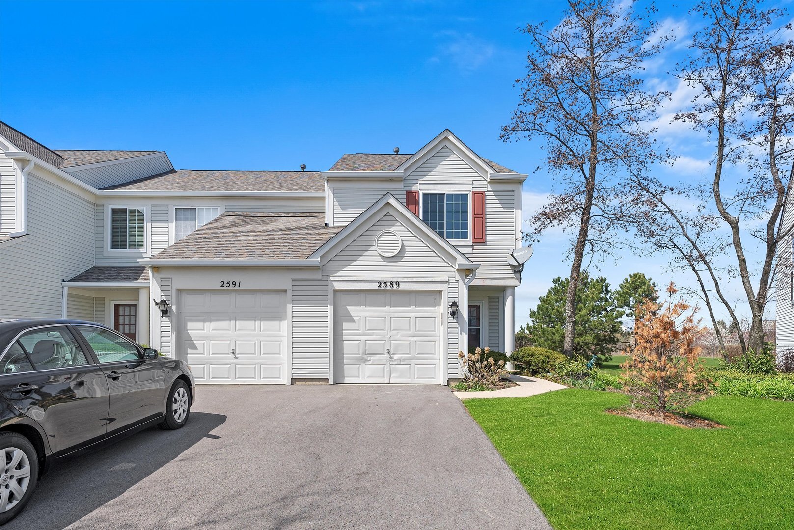 Property Photo: 2589 Arcadia Circle 0 IL 60540