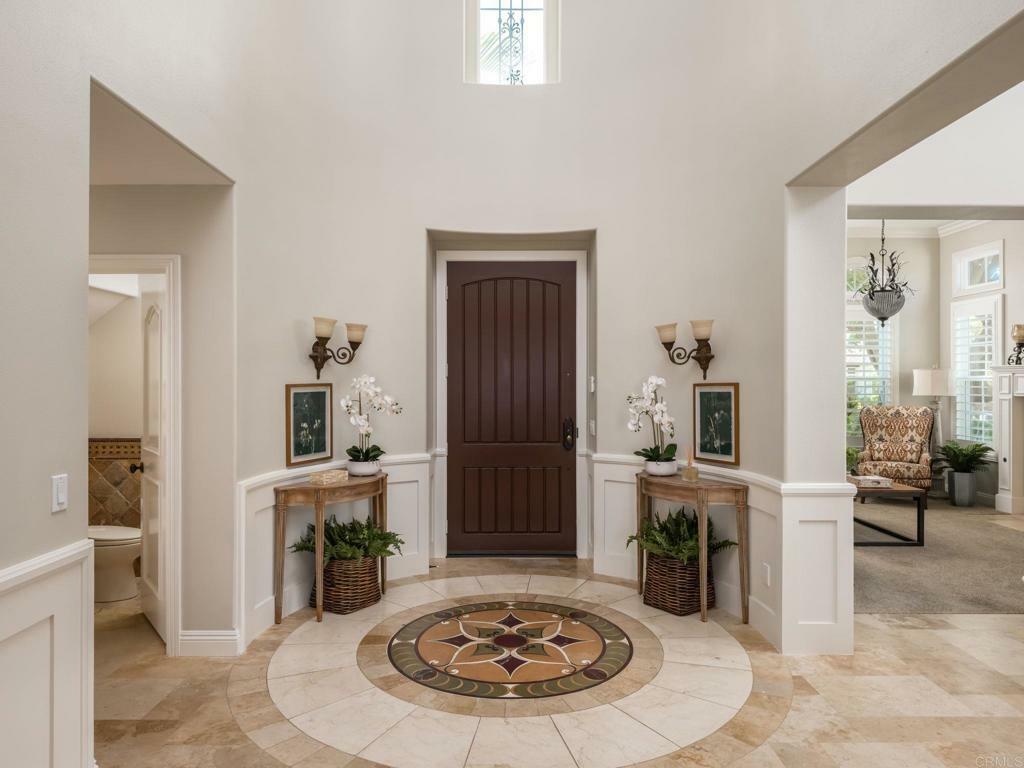 Property Photo: 7076 Heron Cir CA 92011