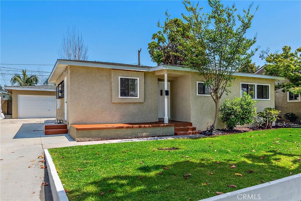 Property Photo: 14369 Cullen Street CA 90605