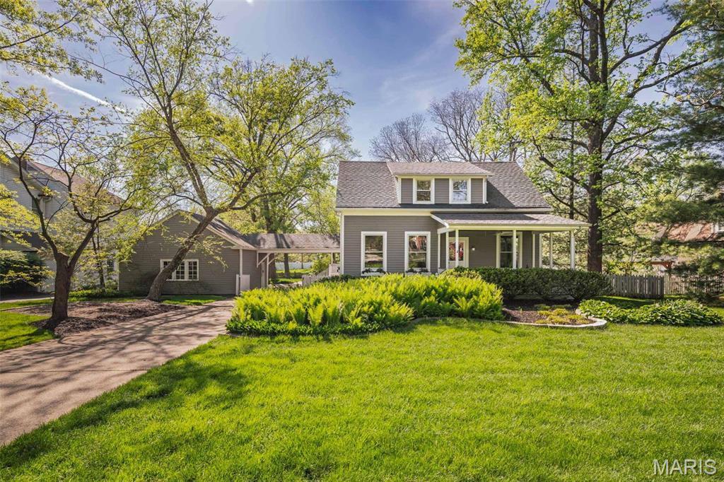 1211 S Geyer Road  St Louis MO 63122 photo