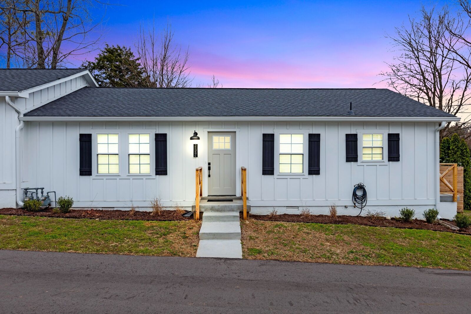 Property Photo:  2128E F Sharondale Drive  TN 37215 