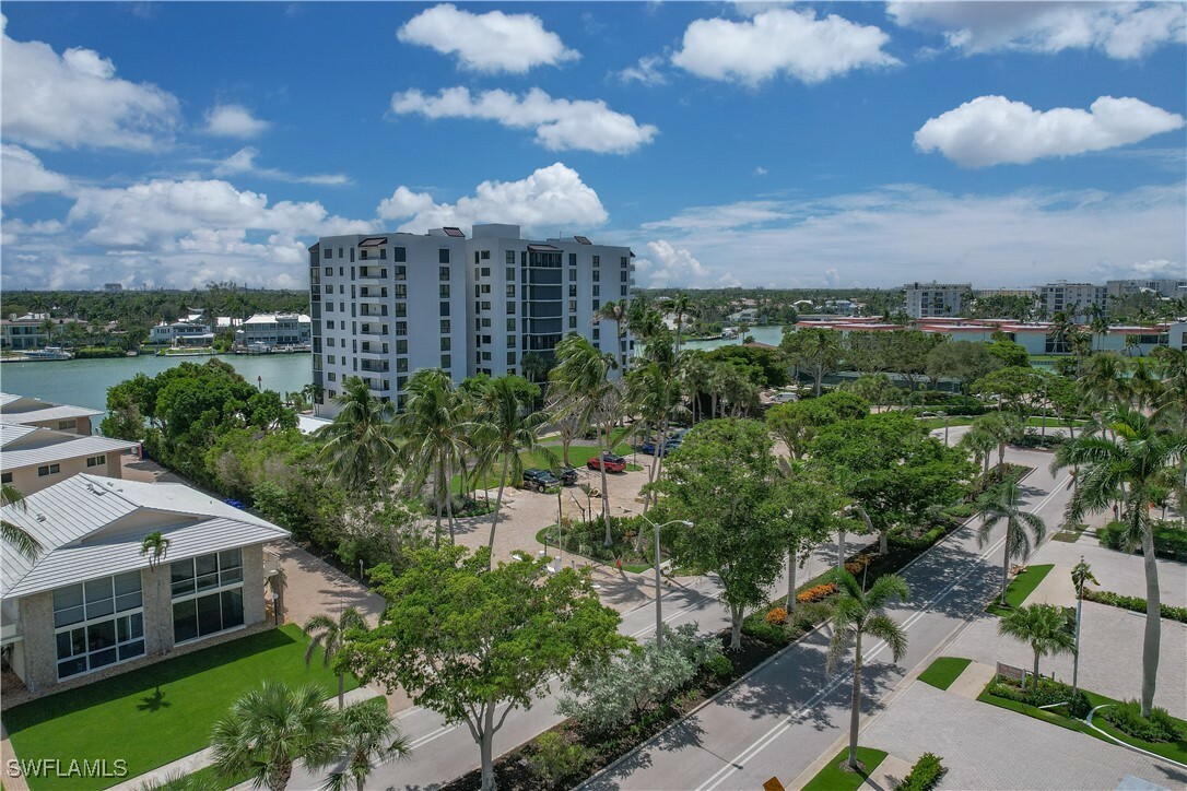 Property Photo: 2400 Gulf Shore Boulevard N 203 FL 34103