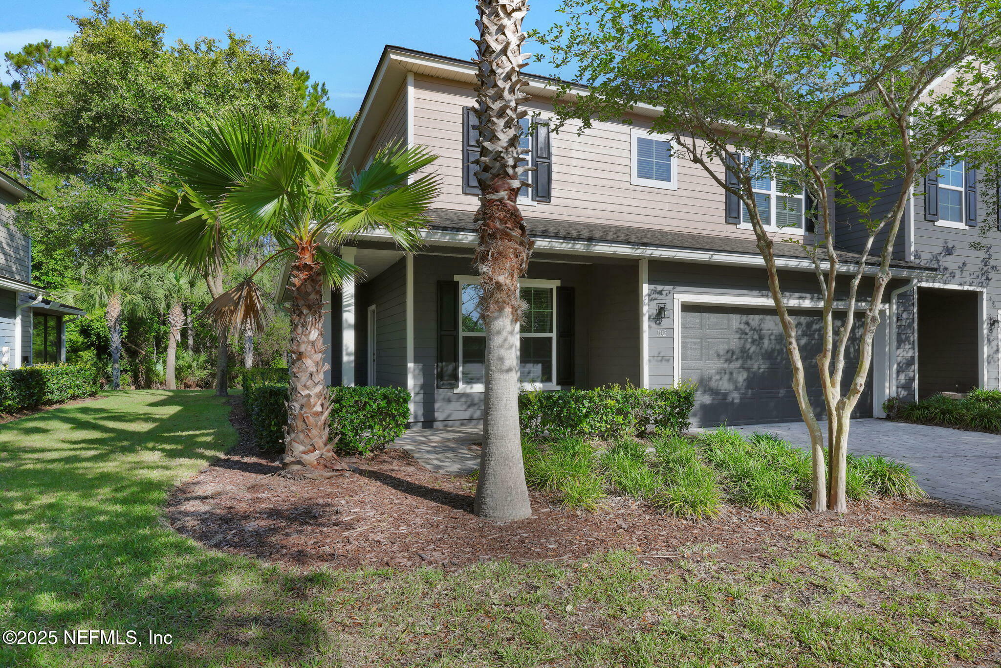 Property Photo: 102 Magnolia Creek Walk FL 32081