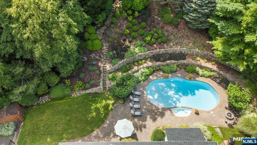 Property Photo: 896 Olentangy Road NJ 07417