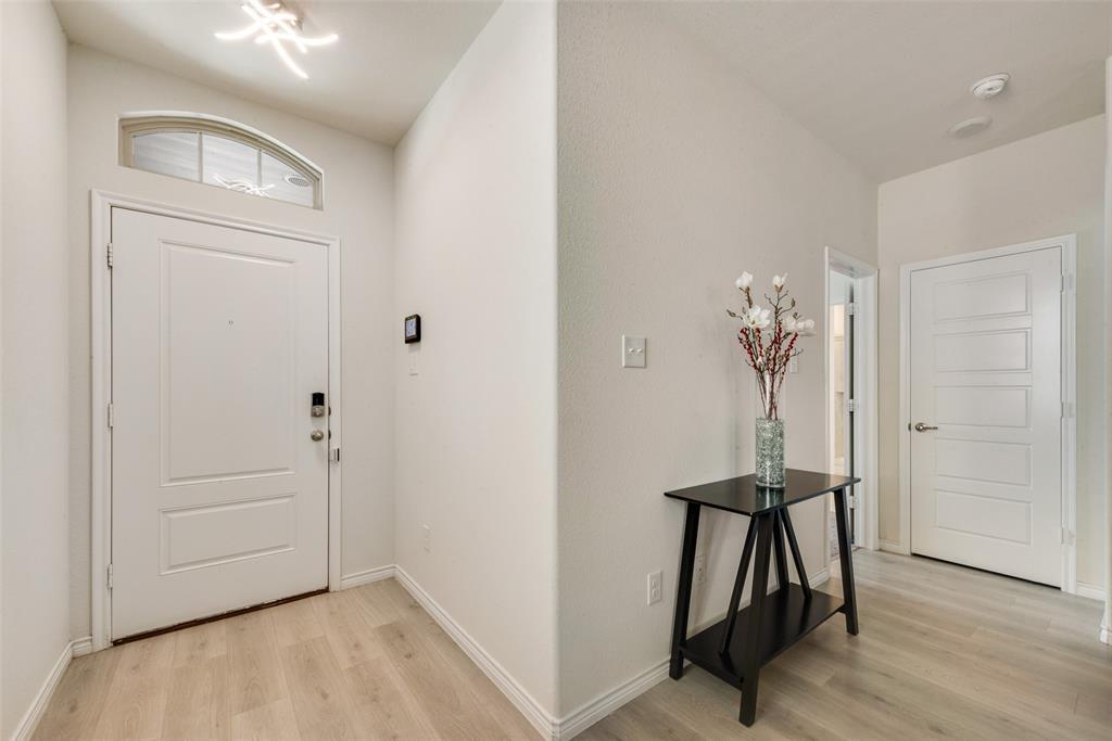 Photo de la propriété: 2212 Miramar Drive TX 75068