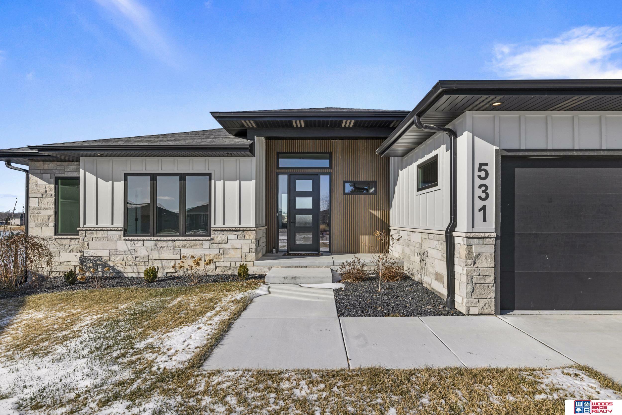 Property Photo:  531 White Cap Bay  NE 68527 