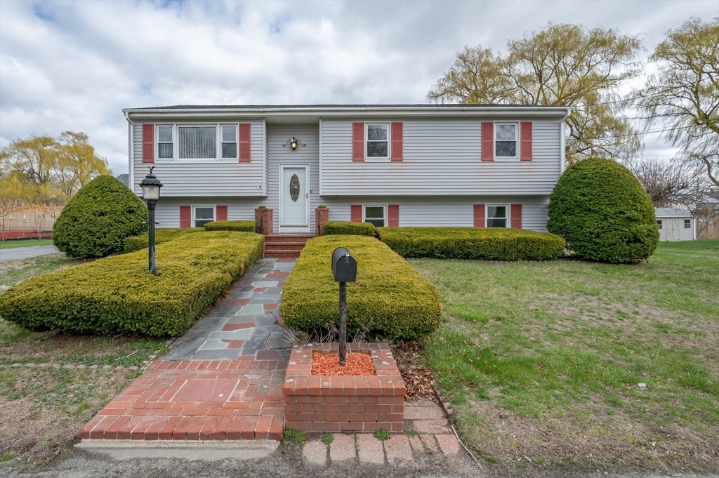 Property Photo:  18 Derry Rd  MA 01844 