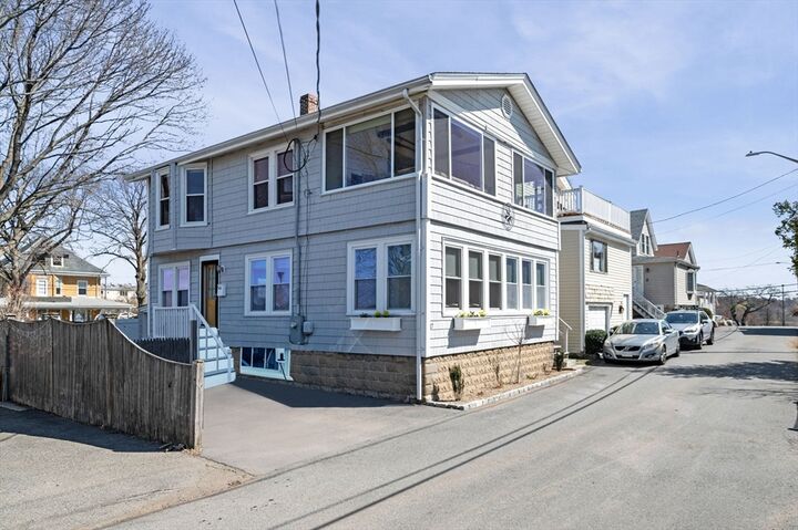 17 Maple Avenue  Nahant MA 01908 photo
