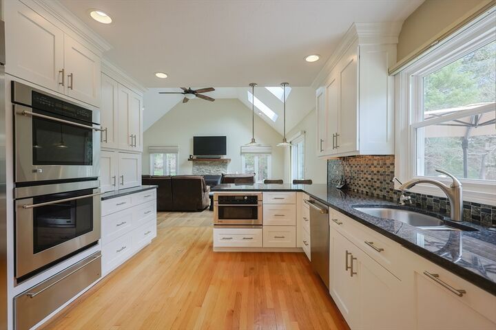 Property Photo:  6 Sterling Drive  MA 01748 