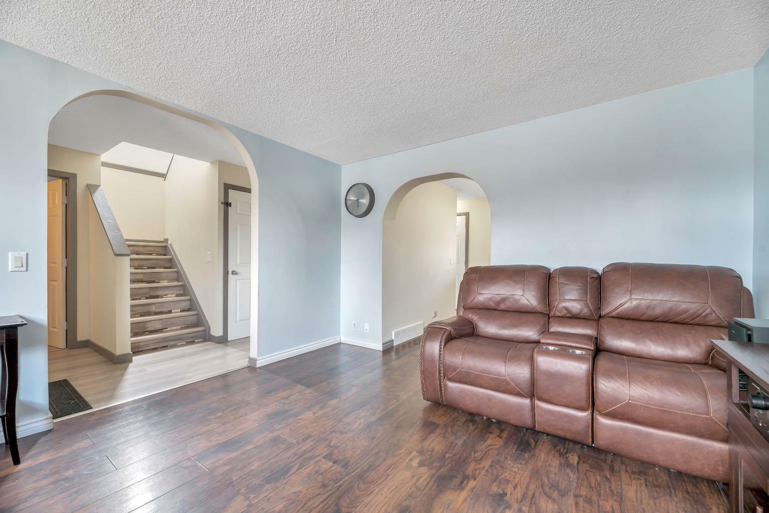 Property Photo: 188 Rivervalley Crescent SE AB T2C 3L1