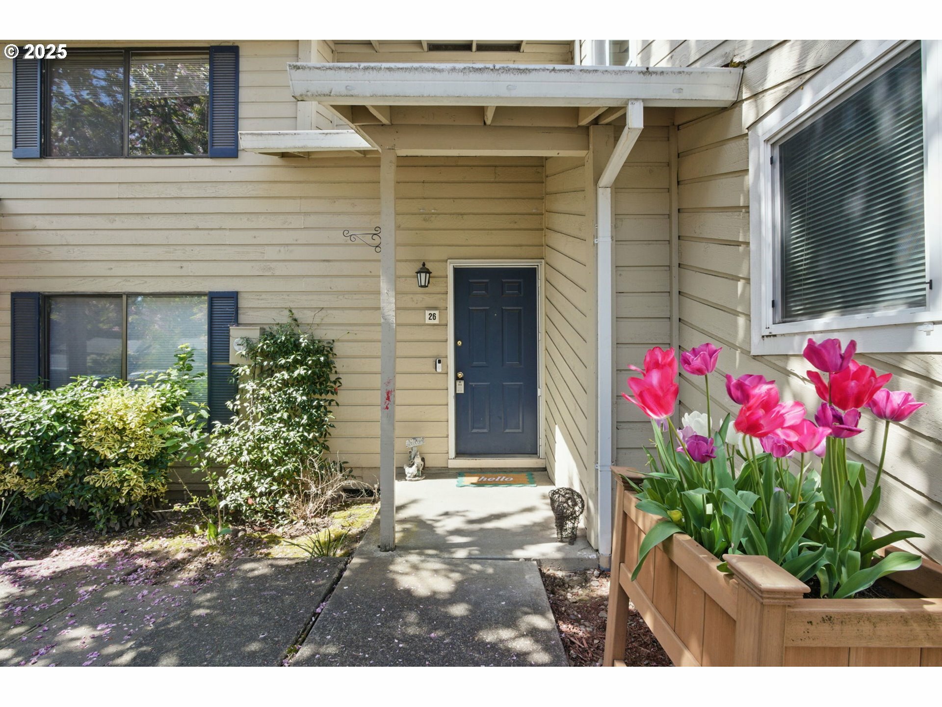 Property Photo: 29530 SW Volley St 26 OR 97070