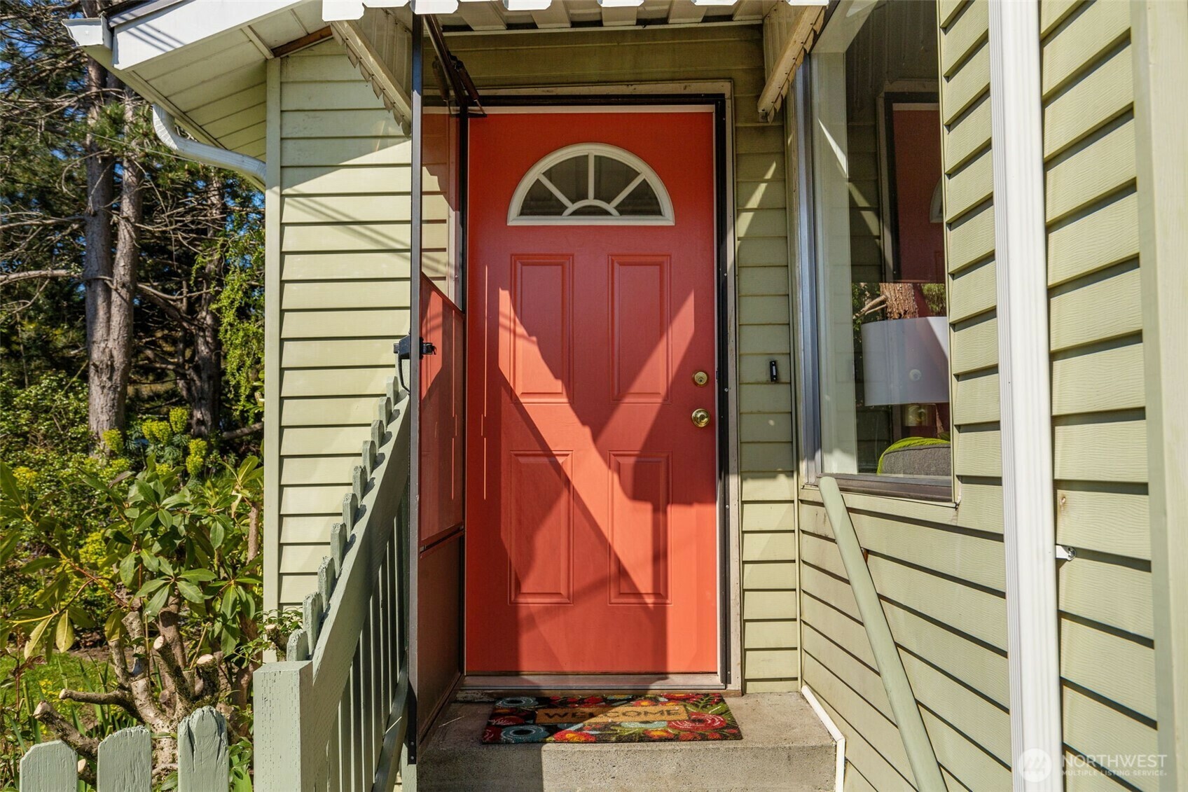 Property Photo: 5236 S Farrar Street WA 98118