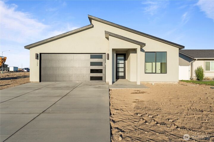 1232 N 11th Avenue  Othello WA 99344 photo