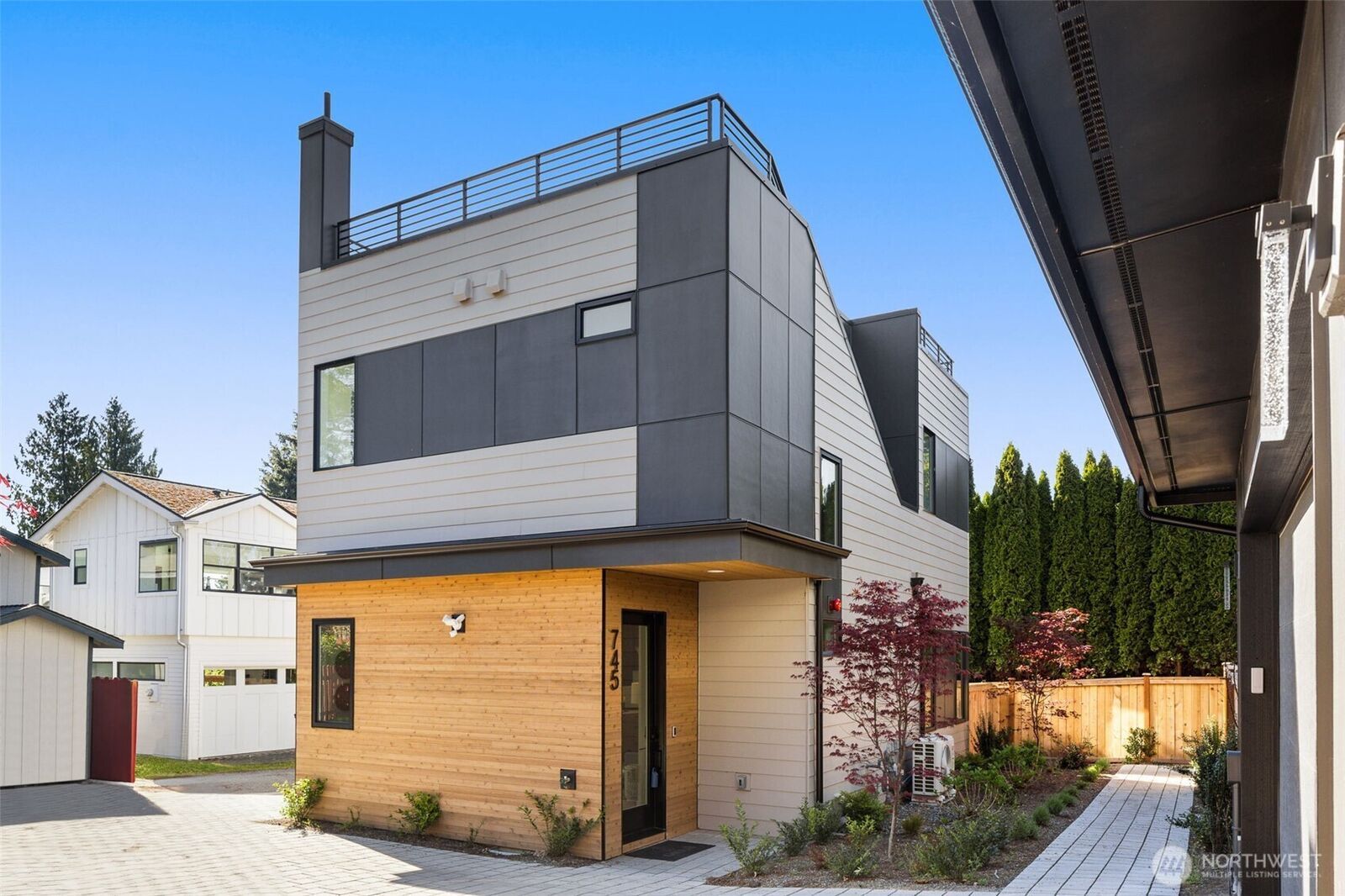 Property Photo: 745 17th Avenue W WA 98033