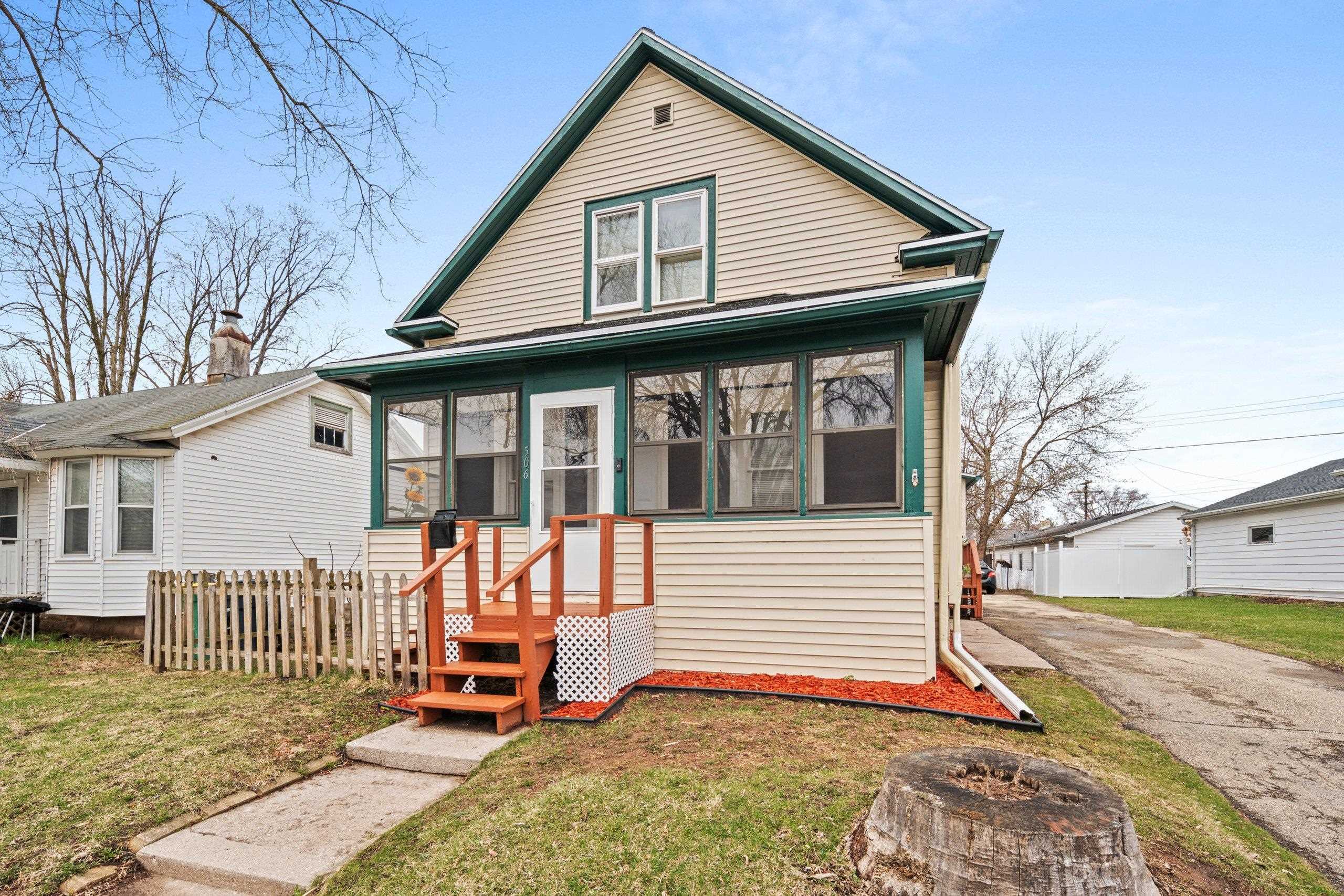 Property Photo: 506 15th Avenue WI 54303-1837