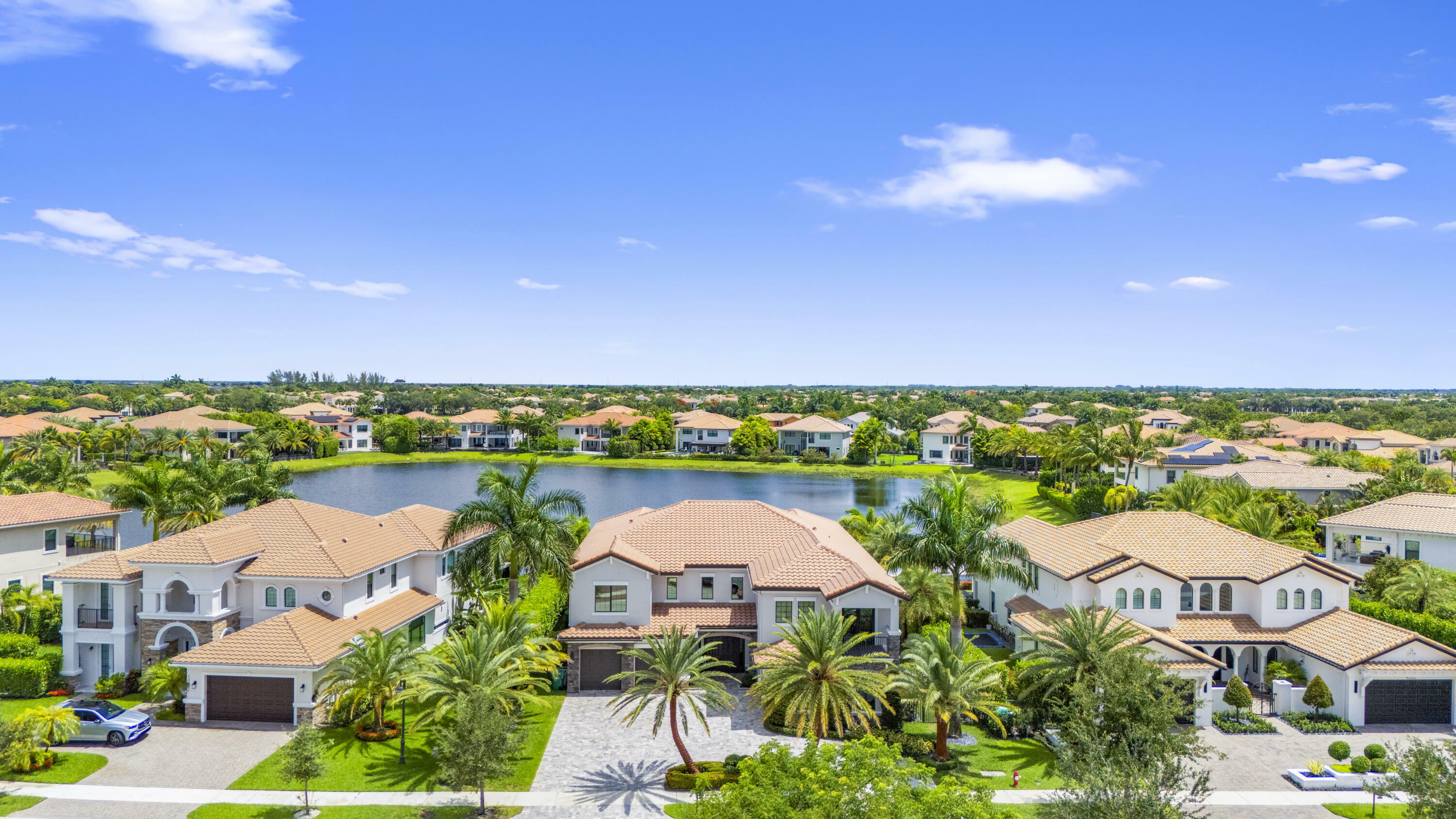 Property Photo: 10343 S Barnsley Drive FL 33076