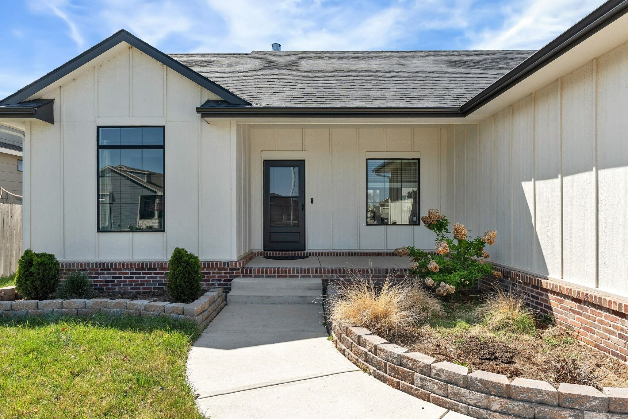 Property Photo: 8364 W Kackley Ct KS 67205