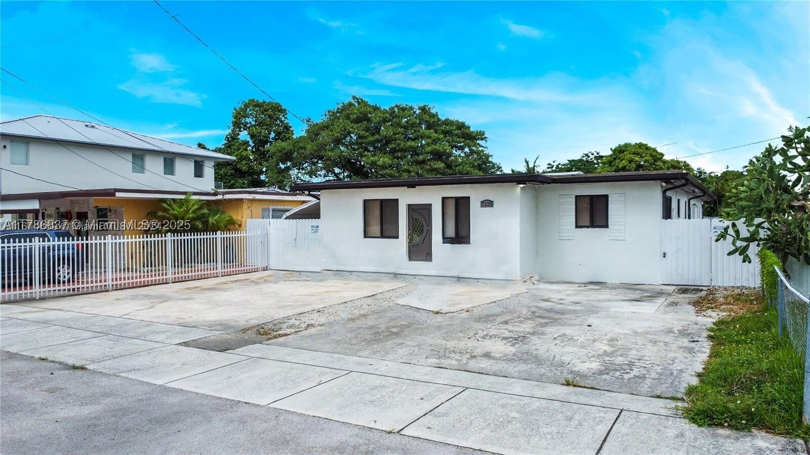Property Photo:  7225 SW 21st St  FL 33155 